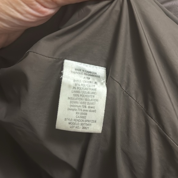 Theory Brown Down Puffer Winter Coat size Medium - Picture 11 of 12